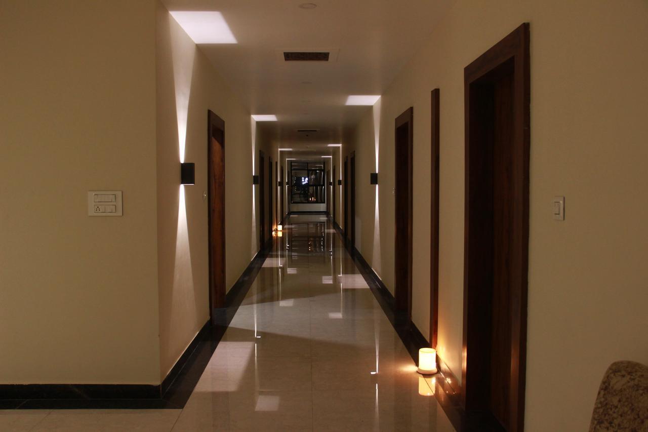 Hotel Dayal Shree Paradise Bhopal Dış mekan fotoğraf