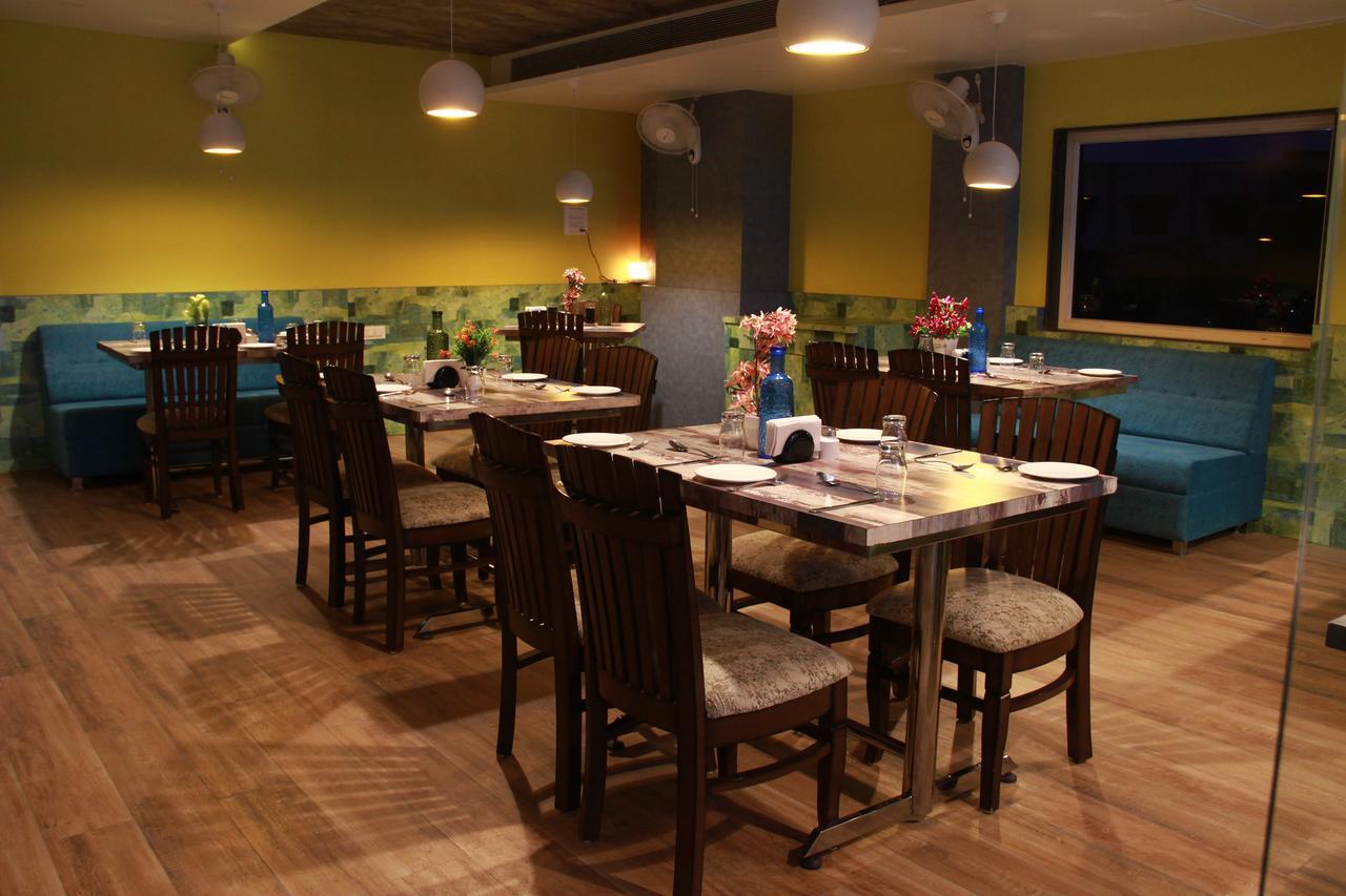 Hotel Dayal Shree Paradise Bhopal Dış mekan fotoğraf